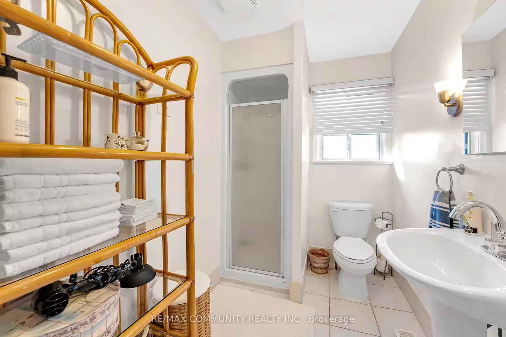 Photo 15 of 446 Ruth Avenue, North York, Newtonbrook East — HOMEH
