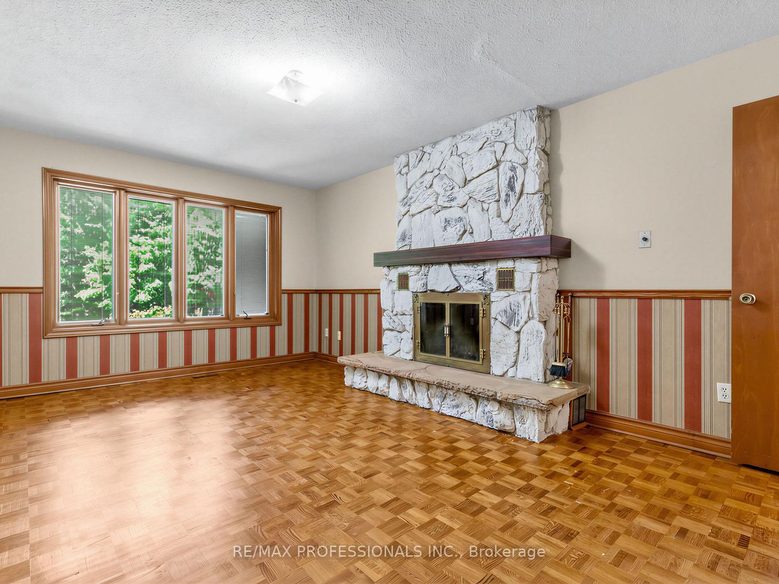 Photo 18 of 157 Coon's Road, Richmond Hill, Oak Ridges — HOMEH
