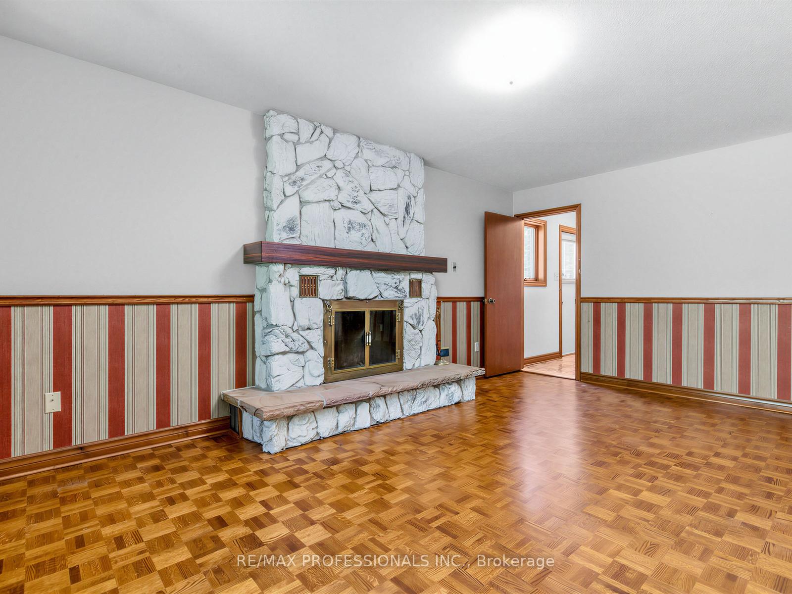 Photo 20 of 157 Coon's Road, Richmond Hill, Oak Ridges — HOMEH