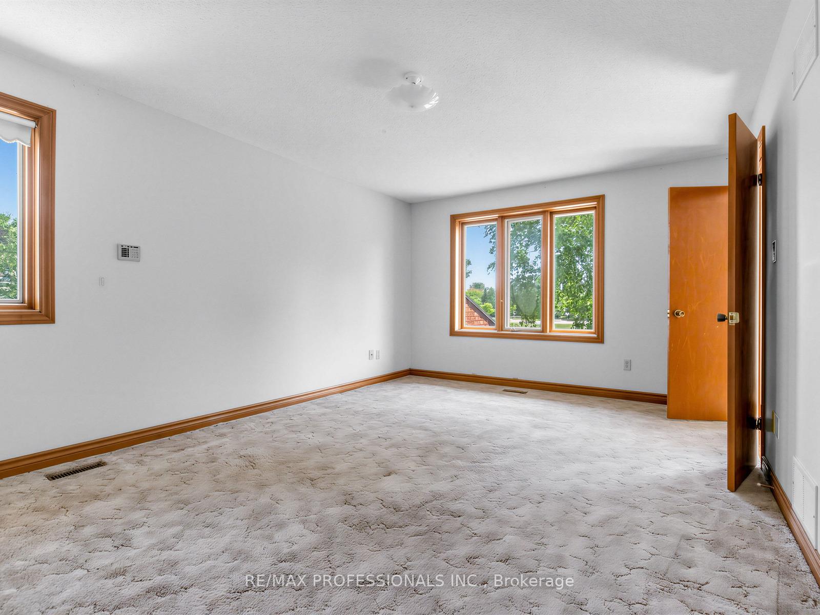 Photo 26 of 157 Coon's Road, Richmond Hill, Oak Ridges — HOMEH