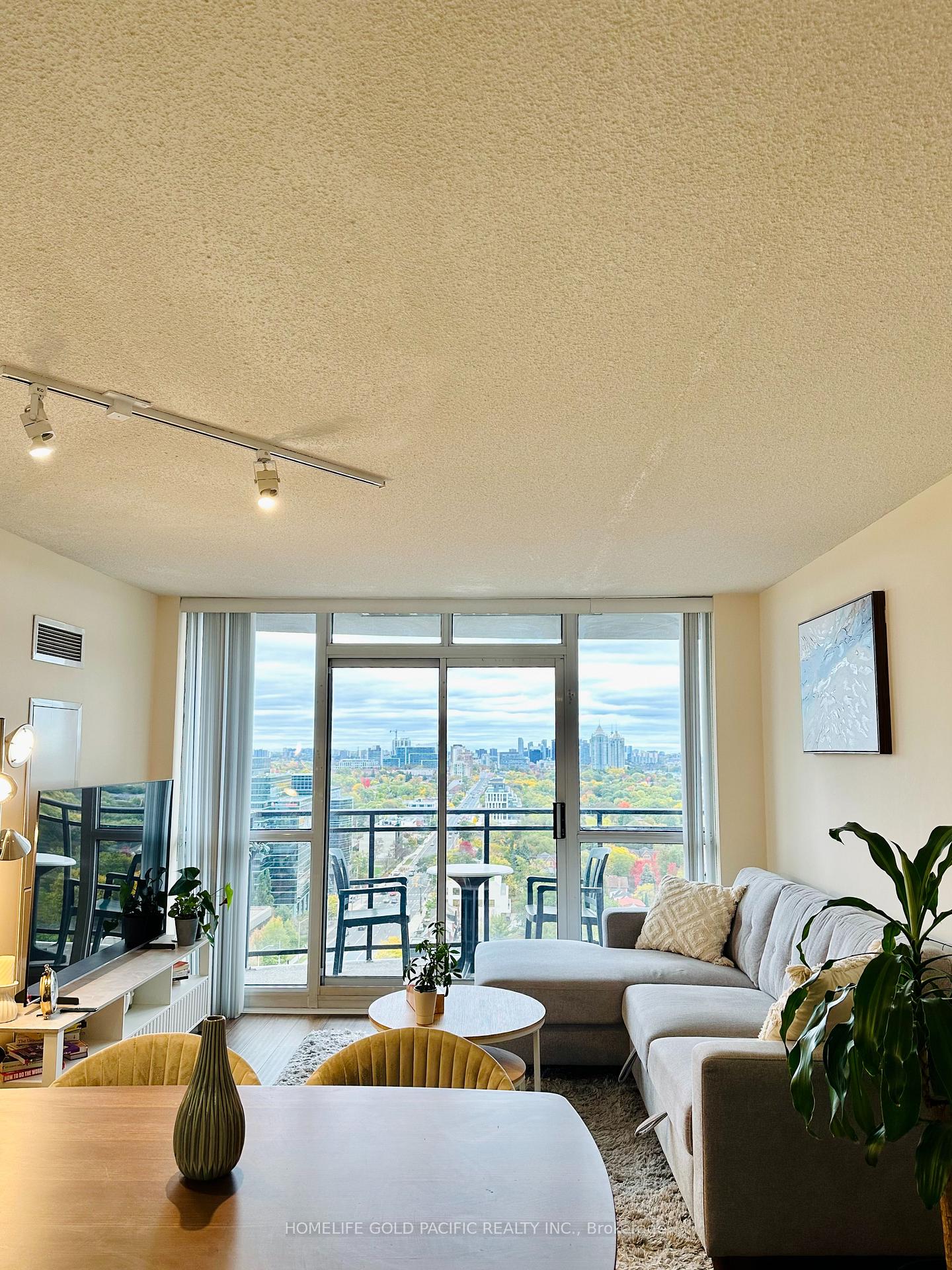 Photo 2 of Unit 2111, 33 Sheppard Avenue E, North York, Willowdale East — HOMEH