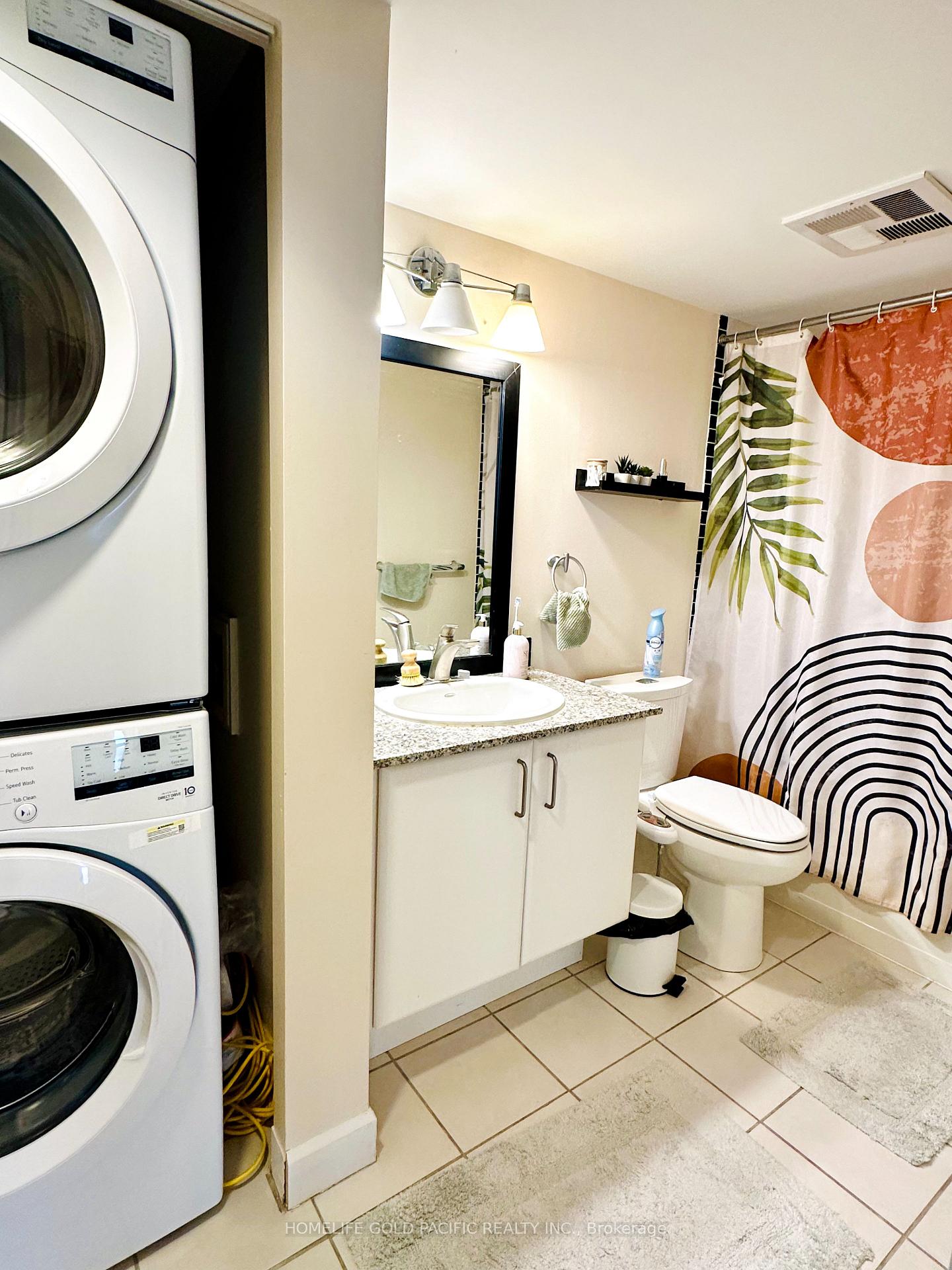 Photo 6 of Unit 2111, 33 Sheppard Avenue E, North York, Willowdale East — HOMEH