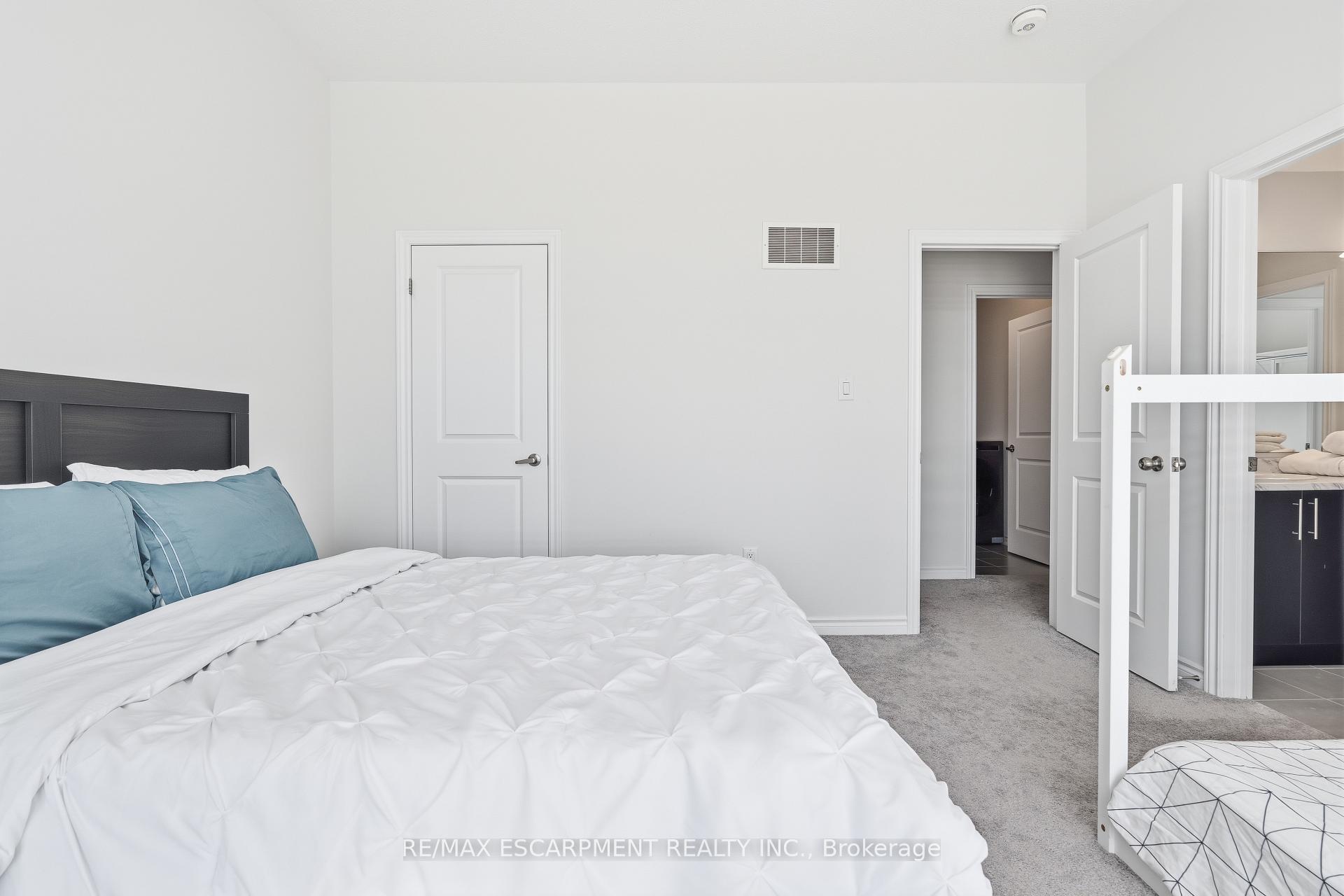 Photo 25 of 147 Midland Place, Welland, Hwy 406/Welland — HOMEH