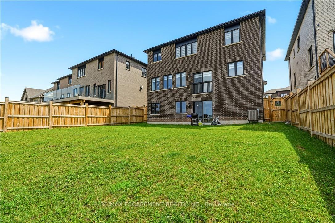 Photo 41 of 147 Midland Place, Welland, Hwy 406/Welland — HOMEH