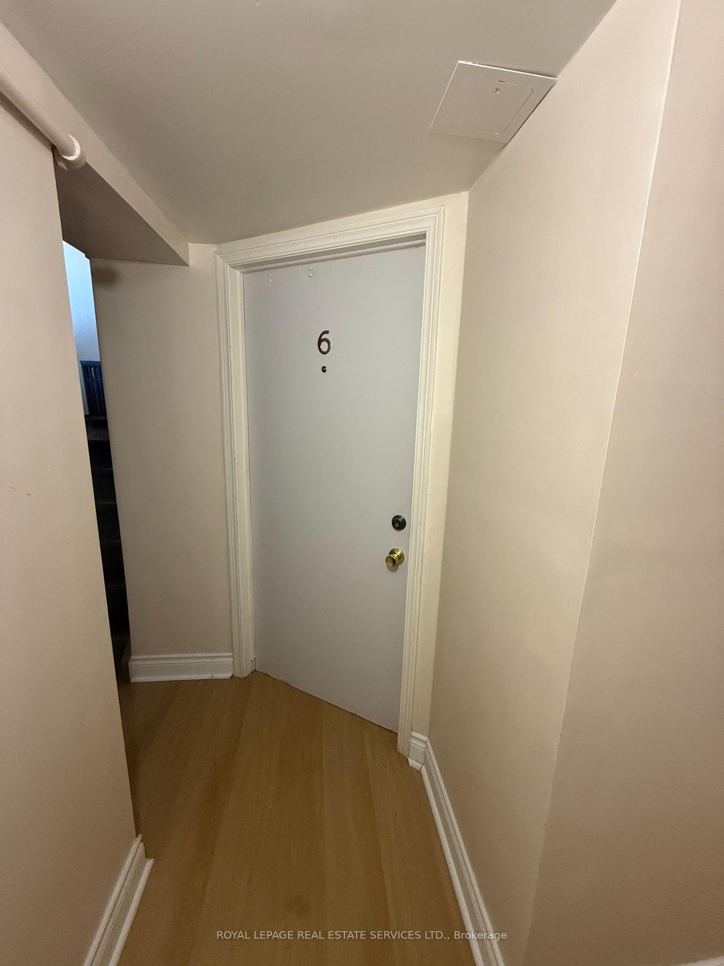 Photo 8 of Unit 6, 19 Roseland Drive E, Etobicoke, Alderwood — HOMEH