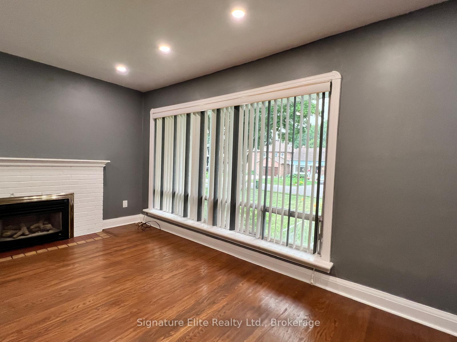 Photo 5 of Unit Upper, 34 Ovida Avenue, Etobicoke, Islington-City Centre West — HOMEH