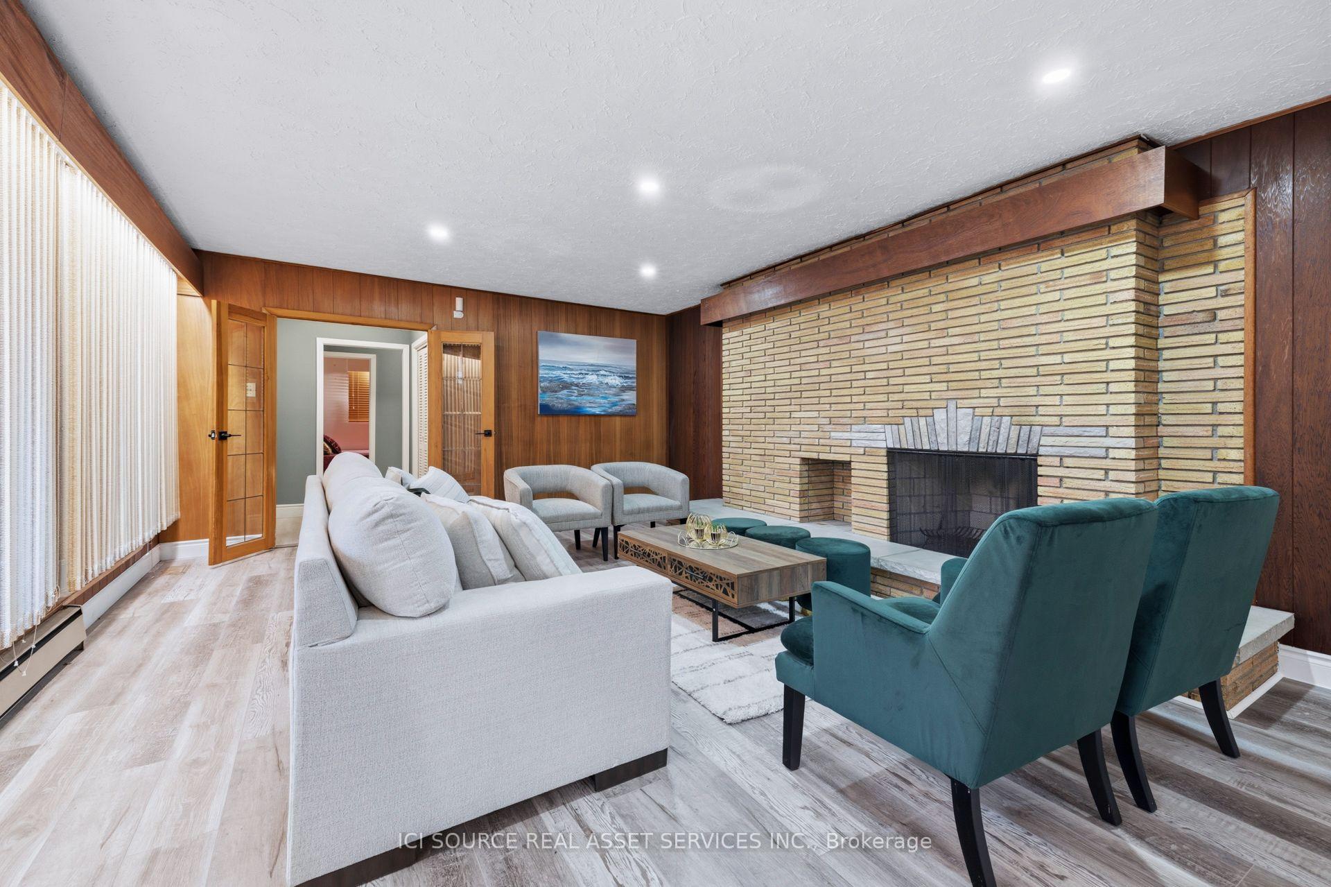 Photo 7 of 701 Sanatorium Road, London, North O — HOMEH