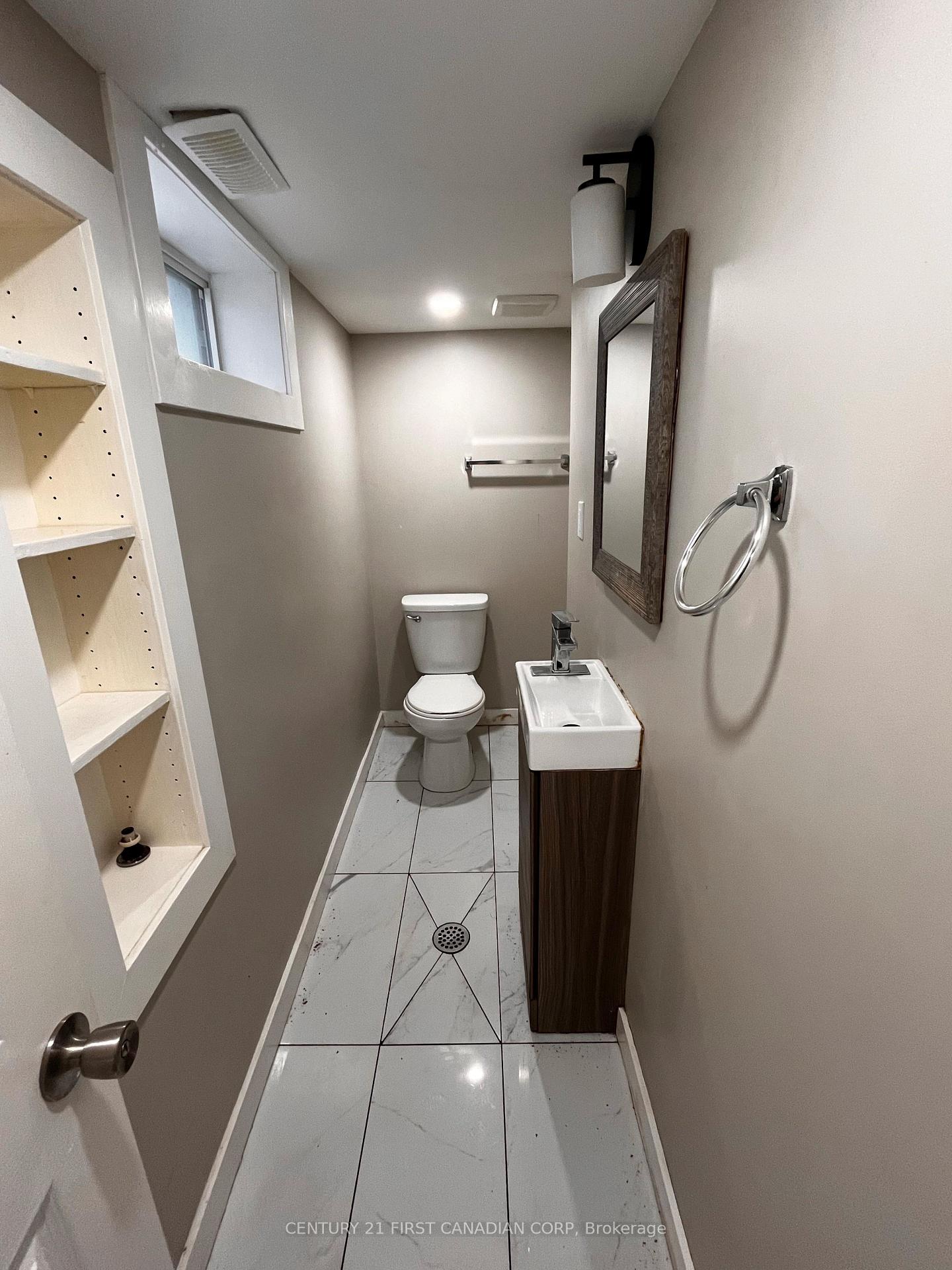 Photo 15 of 223 Waterloo Street, London, East K — HOMEH
