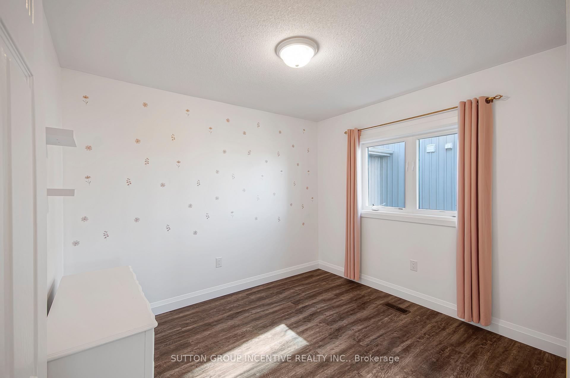 Photo 24 of 61 Antioch Court, Brock, Sunderland — HOMEH