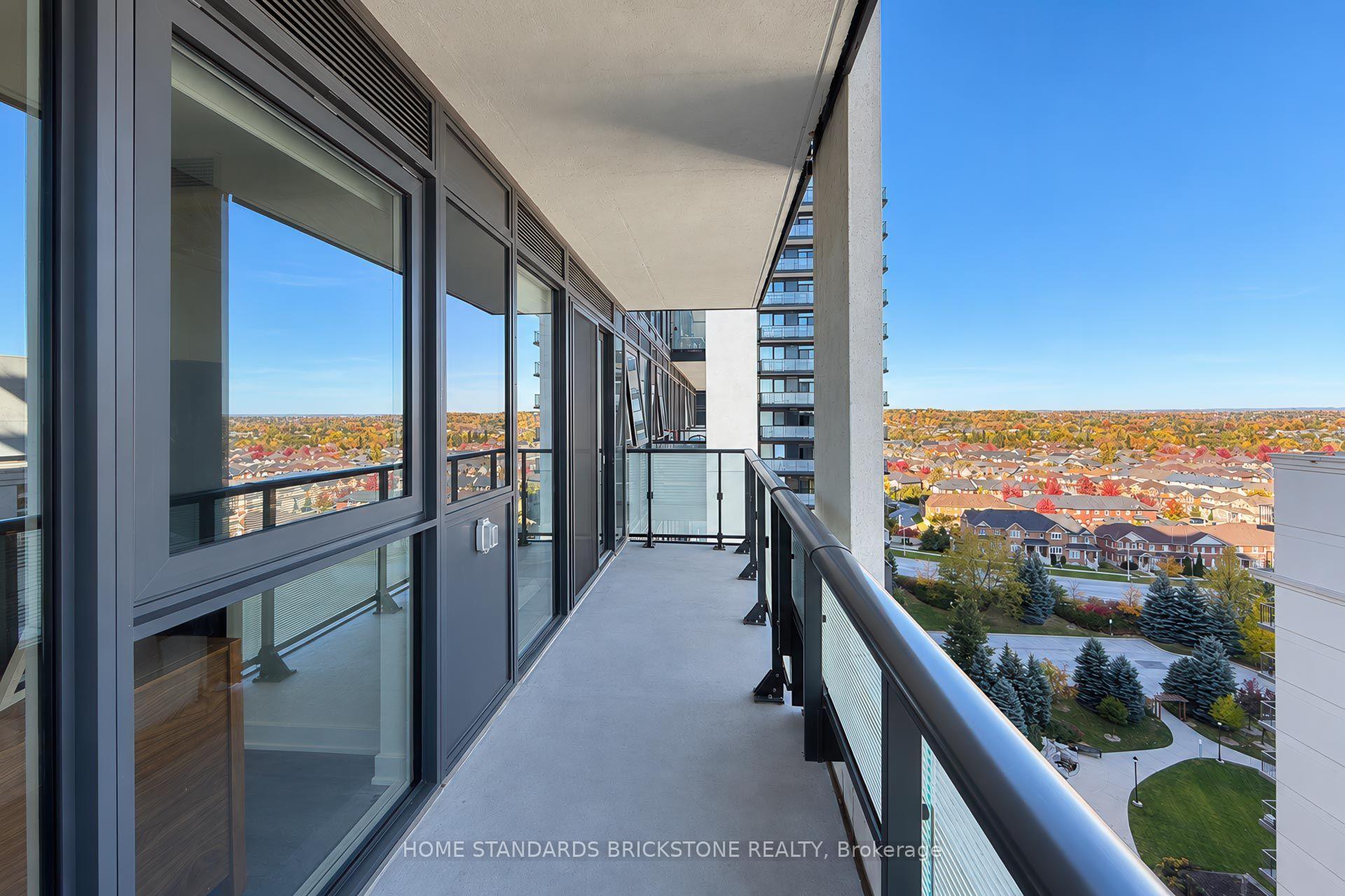 Photo 18 of 105 Oneida Crescent, Richmond Hill, Langstaff — HOMEH