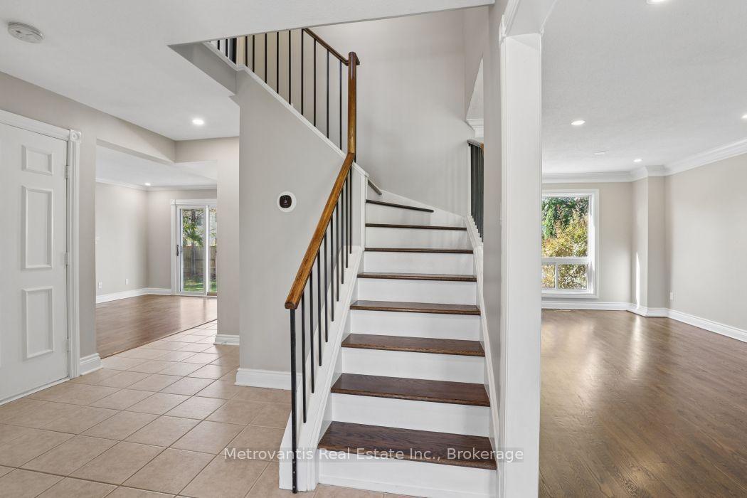 Photo 6 of 580 Chenier Way, Ottawa, Fallingbrook/Pineridge — HOMEH