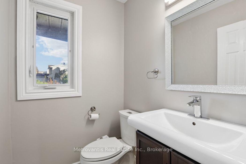 Photo 8 of 580 Chenier Way, Ottawa, Fallingbrook/Pineridge — HOMEH
