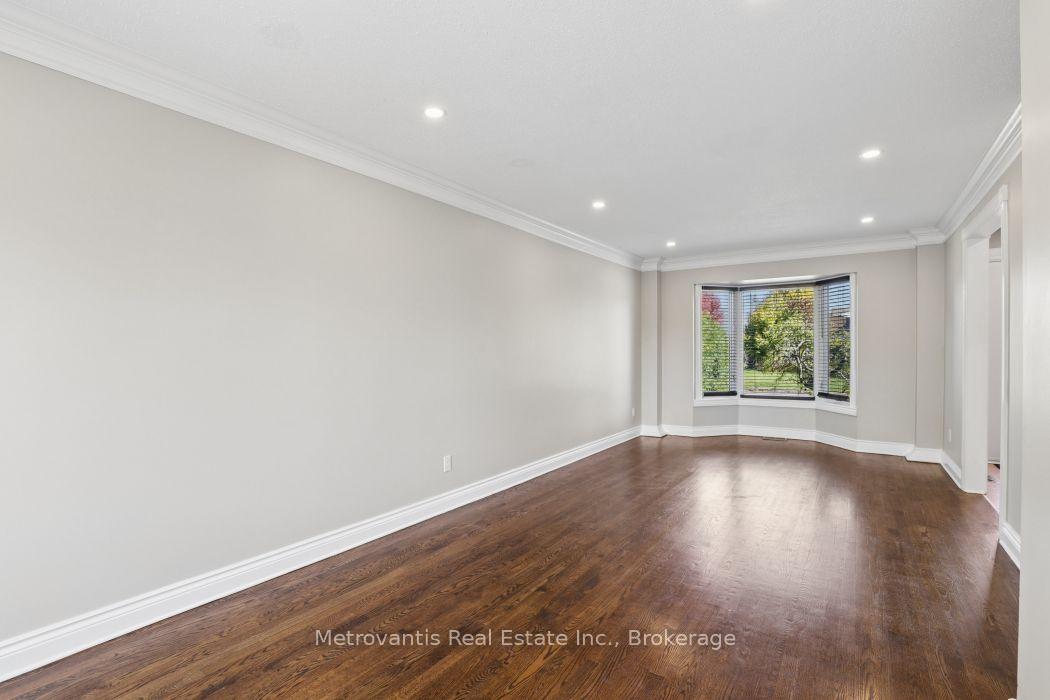 Photo 13 of 580 Chenier Way, Ottawa, Fallingbrook/Pineridge — HOMEH