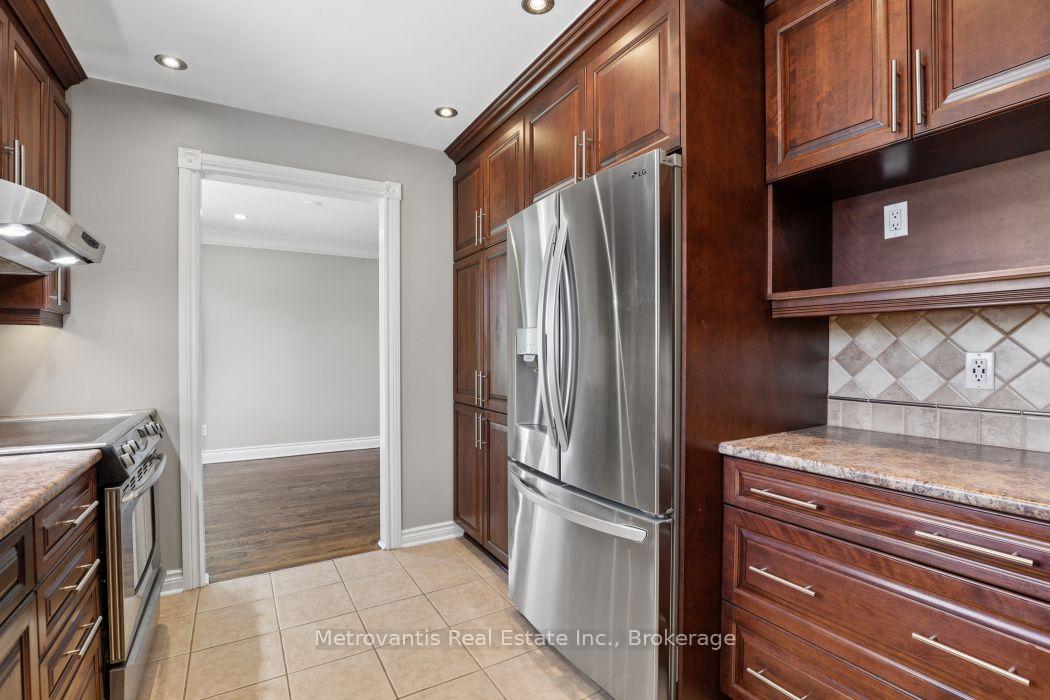 Photo 18 of 580 Chenier Way, Ottawa, Fallingbrook/Pineridge — HOMEH