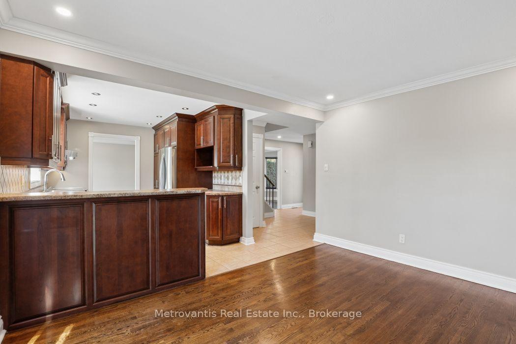Photo 22 of 580 Chenier Way, Ottawa, Fallingbrook/Pineridge — HOMEH