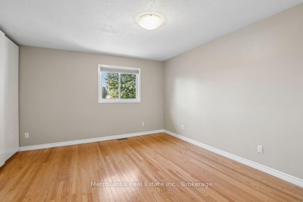 Photo 23 of 580 Chenier Way, Ottawa, Fallingbrook/Pineridge — HOMEH
