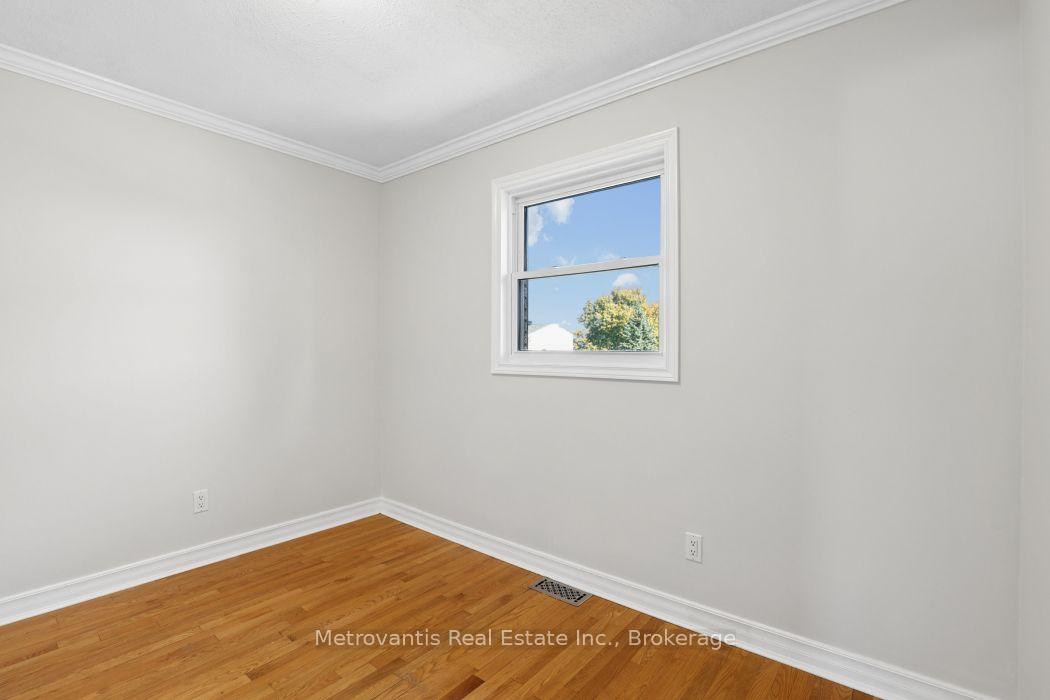 Photo 27 of 580 Chenier Way, Ottawa, Fallingbrook/Pineridge — HOMEH