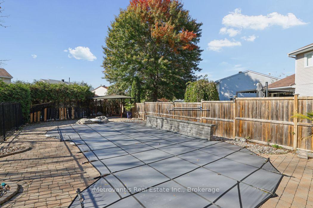 Photo 36 of 580 Chenier Way, Ottawa, Fallingbrook/Pineridge — HOMEH