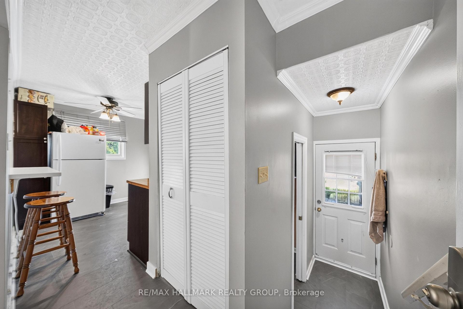 Photo 9 of 969 Eiffel Avenue, Ottawa, Carleton Square — HOMEH