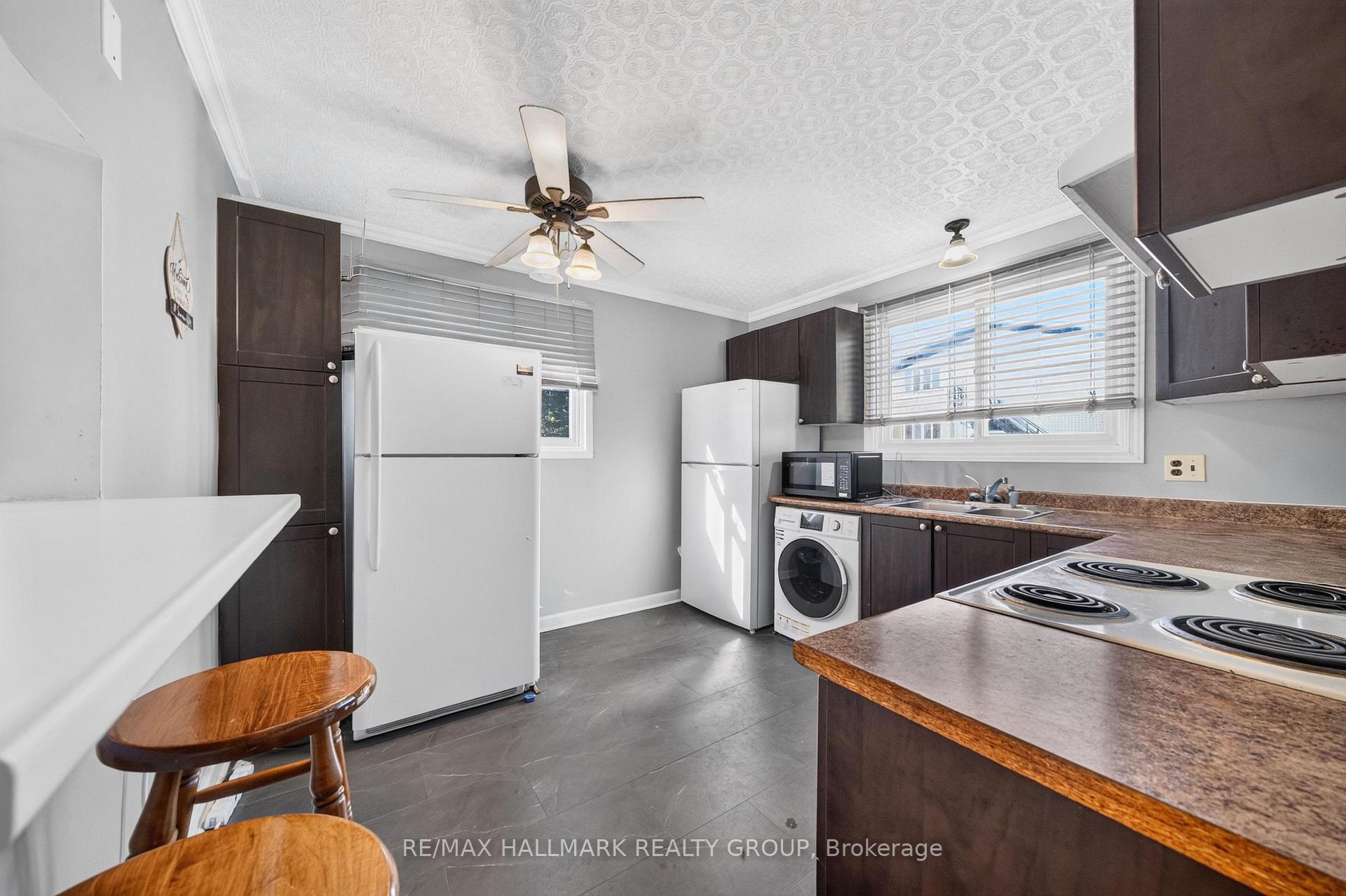 Photo 10 of 969 Eiffel Avenue, Ottawa, Carleton Square — HOMEH