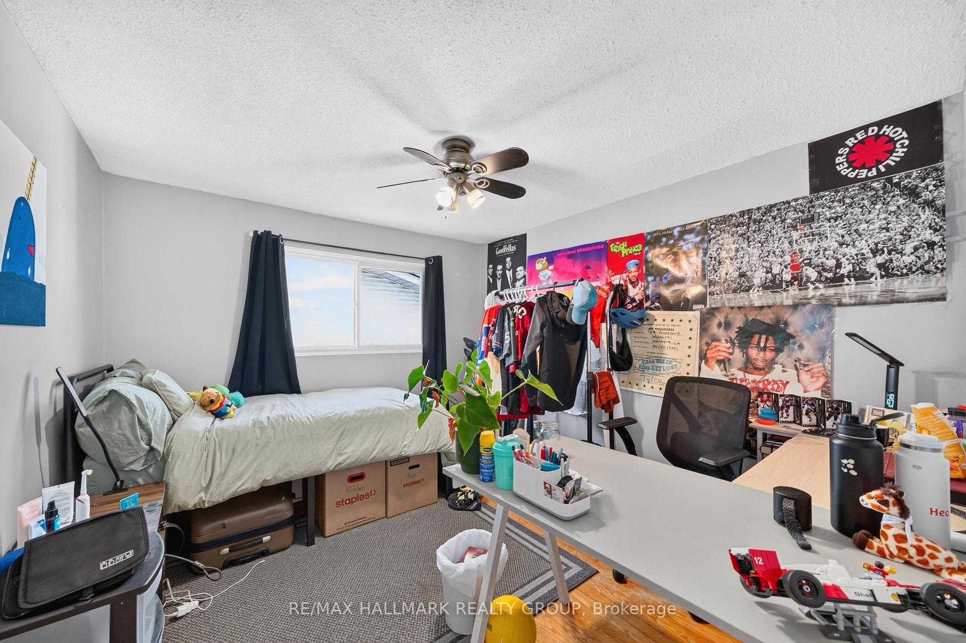 Photo 15 of 969 Eiffel Avenue, Ottawa, Carleton Square — HOMEH