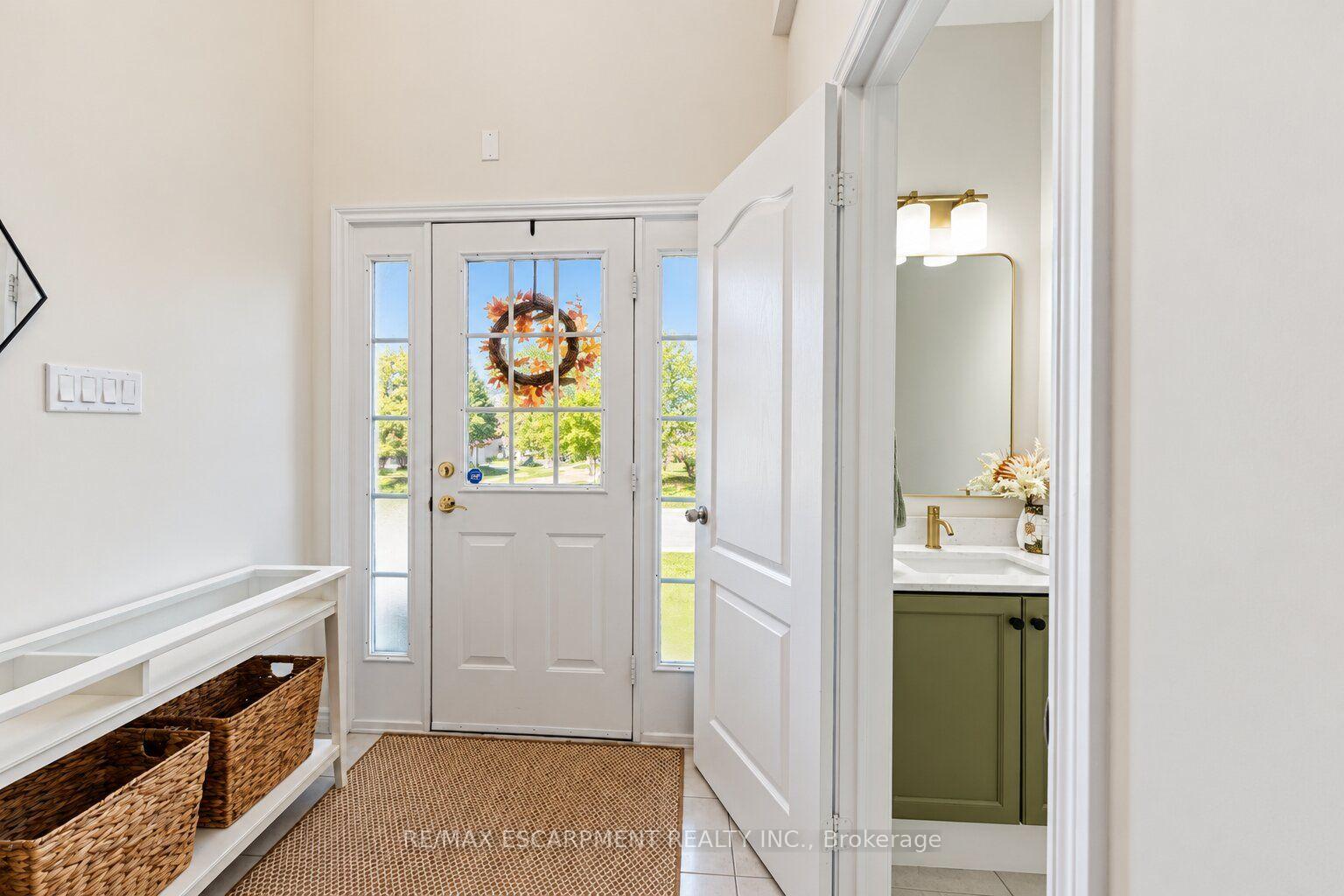 Photo 3 of Unit 24, 1375 Stephenson Drive, Burlington, Brant — HOMEH