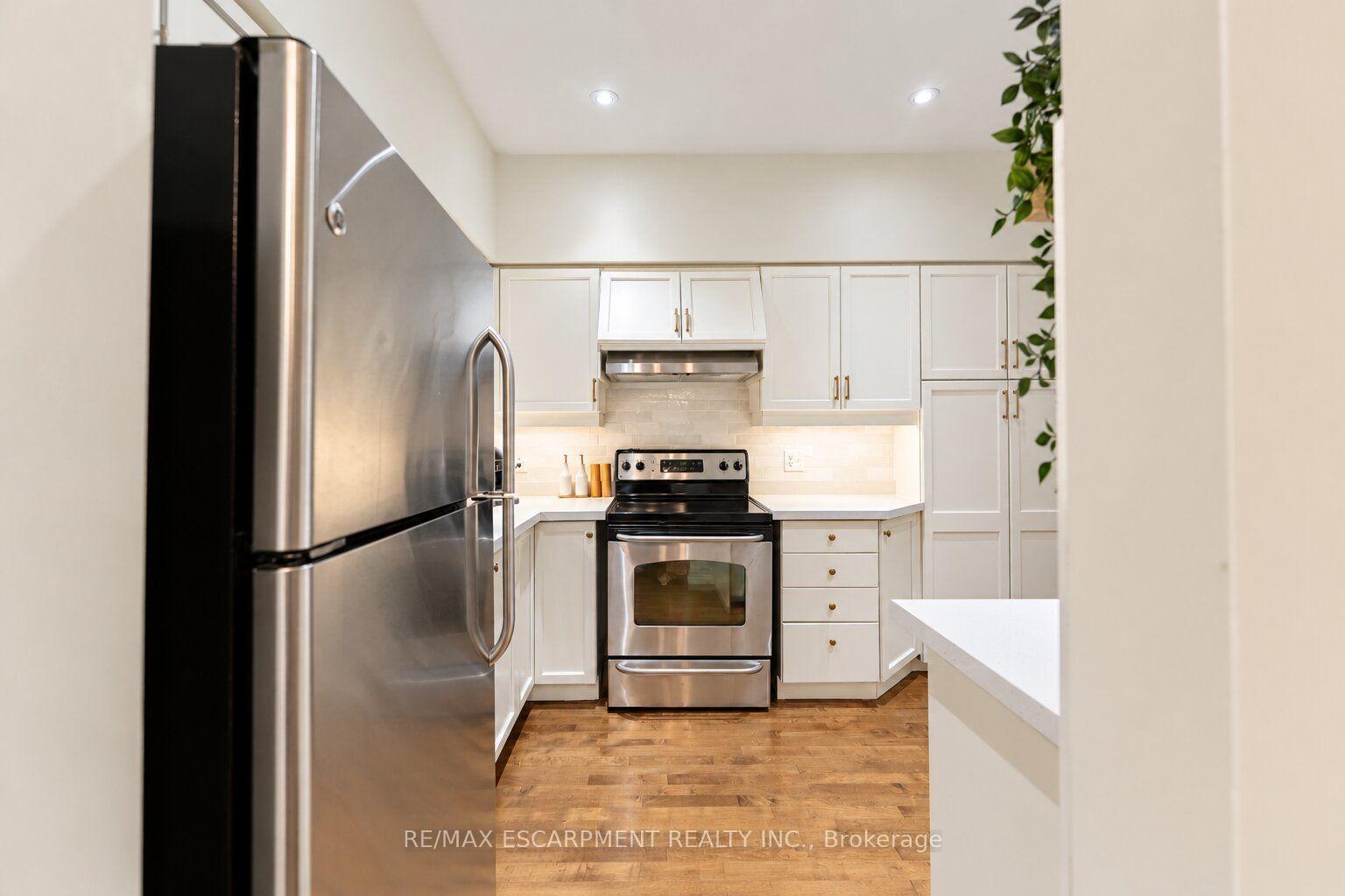 Photo 12 of Unit 24, 1375 Stephenson Drive, Burlington, Brant — HOMEH