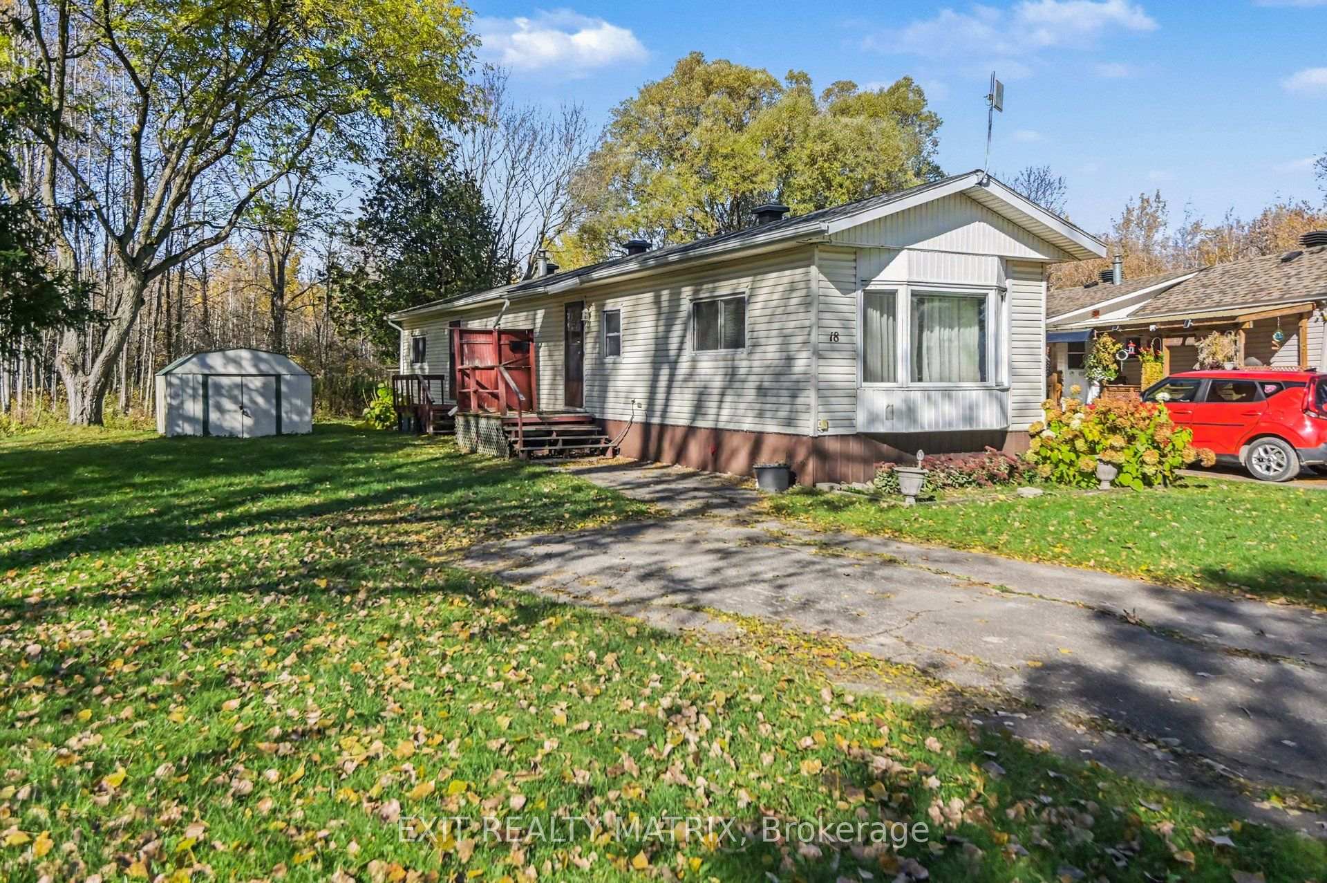Photo of 8891 Lynnwood Park Private