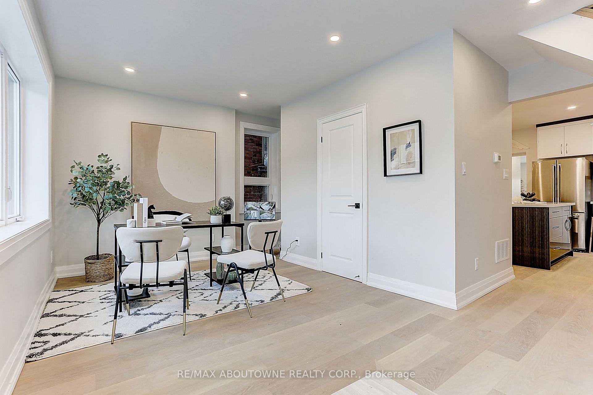 Photo 3 of 564 Dufferin Street, Toronto, Little Portugal — HOMEH