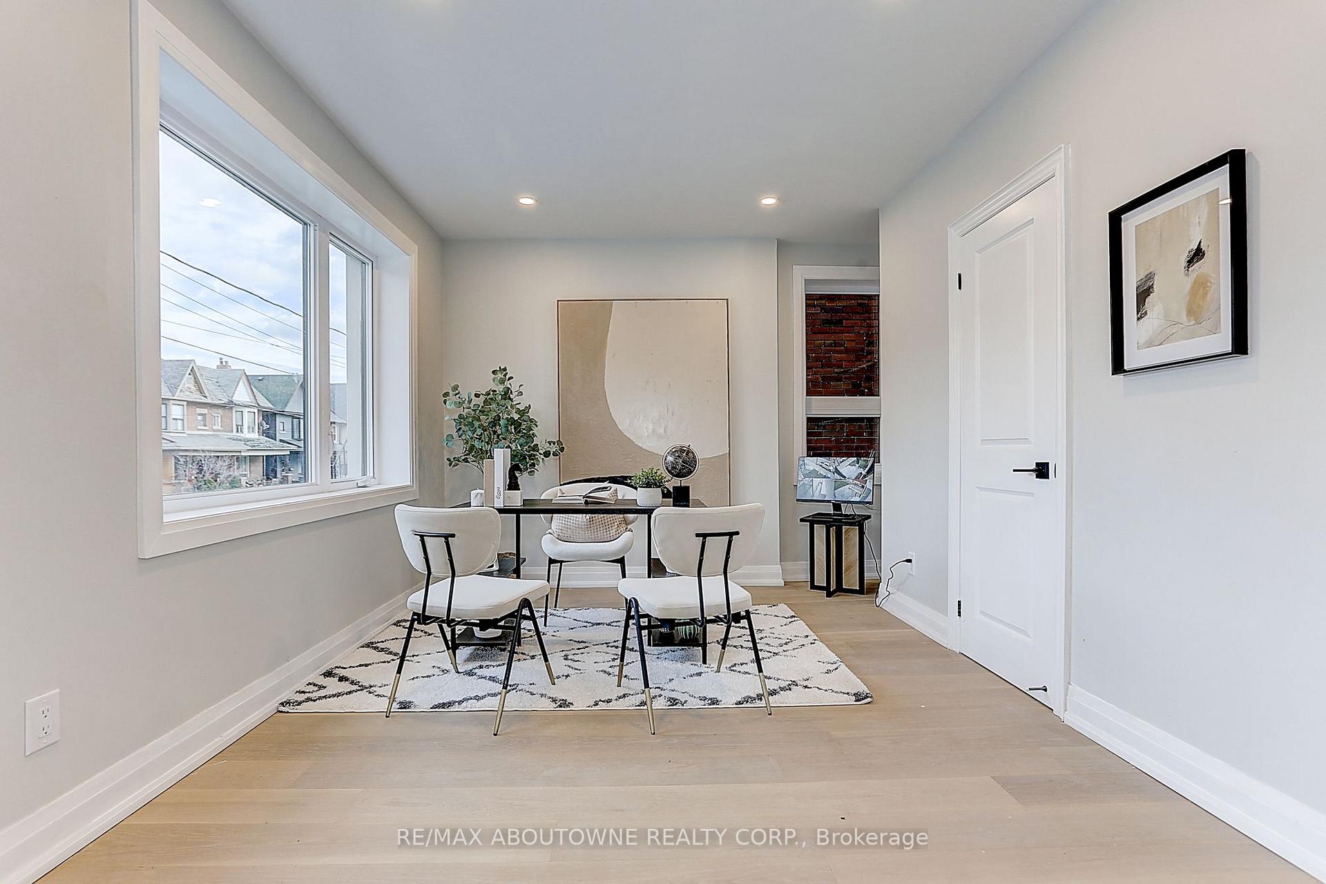 Photo 4 of 564 Dufferin Street, Toronto, Little Portugal — HOMEH
