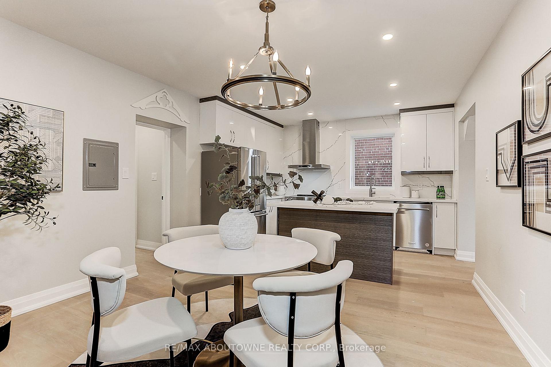Photo 11 of 564 Dufferin Street, Toronto, Little Portugal — HOMEH