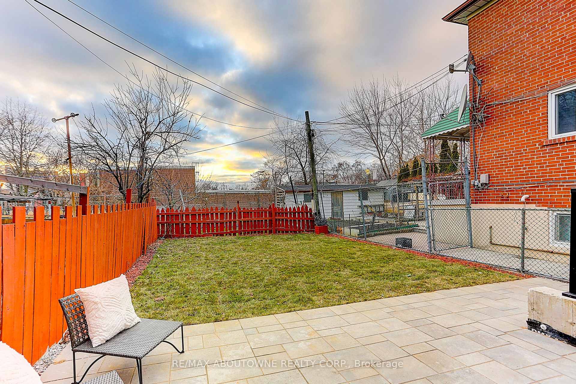 Photo 48 of 564 Dufferin Street, Toronto, Little Portugal — HOMEH