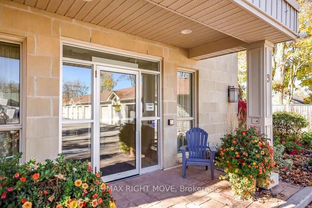 Photo 2 of Unit Unit 302, 9 Westmount Drive S, Orillia — HOMEH