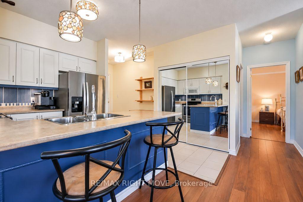 Photo 6 of Unit Unit 302, 9 Westmount Drive S, Orillia — HOMEH