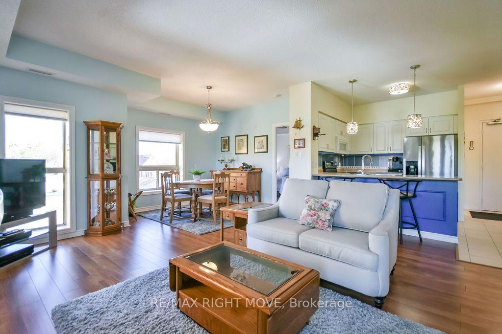 Photo 13 of Unit Unit 302, 9 Westmount Drive S, Orillia — HOMEH