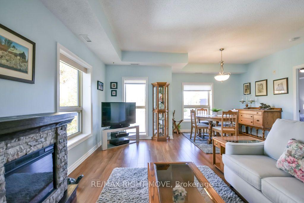 Photo 14 of Unit Unit 302, 9 Westmount Drive S, Orillia — HOMEH