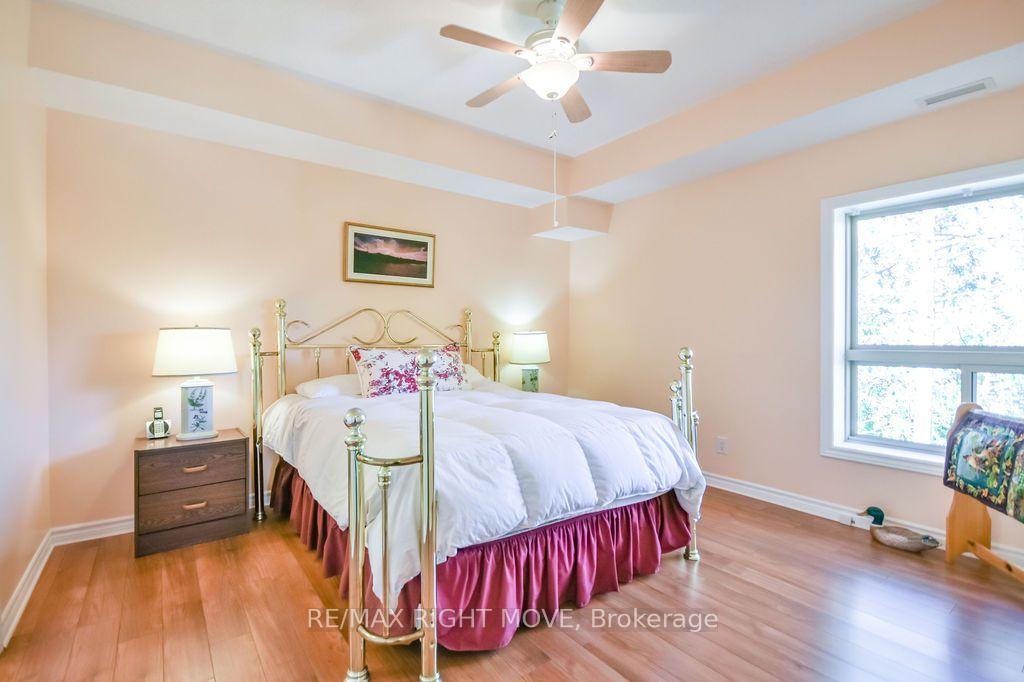 Photo 21 of Unit Unit 302, 9 Westmount Drive S, Orillia — HOMEH