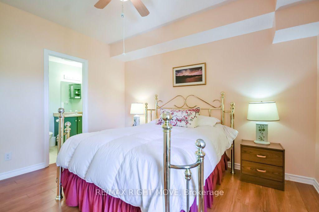 Photo 23 of Unit Unit 302, 9 Westmount Drive S, Orillia — HOMEH