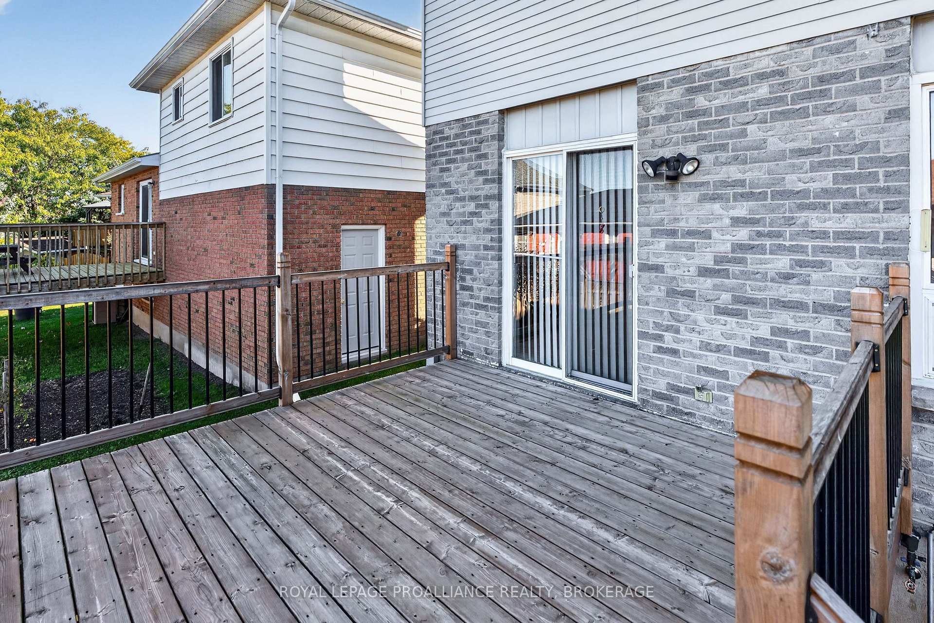Photo 7 of 323 Sunrise Crescent, Kingston, East Gardiners Rd — HOMEH