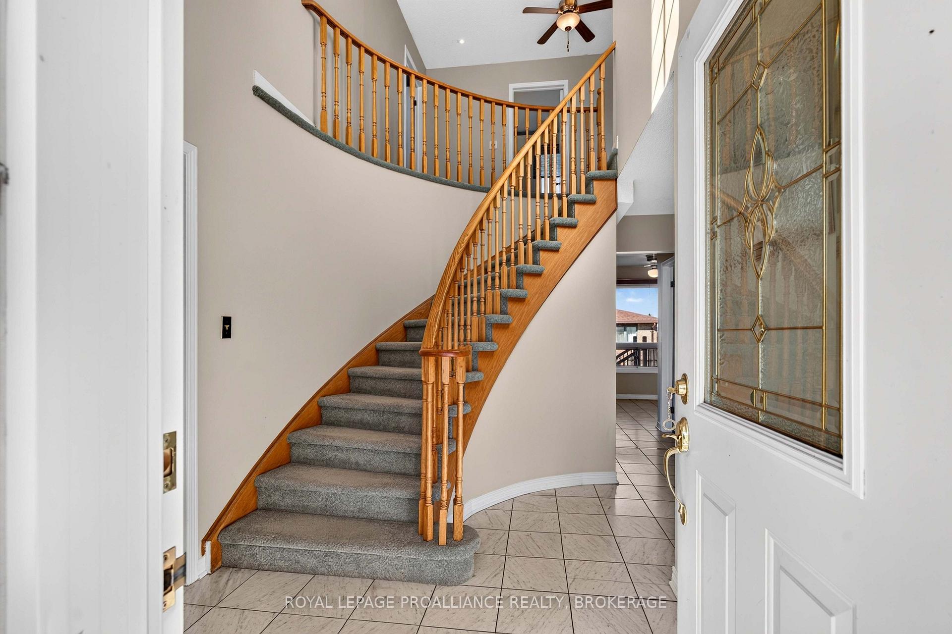Photo 9 of 323 Sunrise Crescent, Kingston, East Gardiners Rd — HOMEH