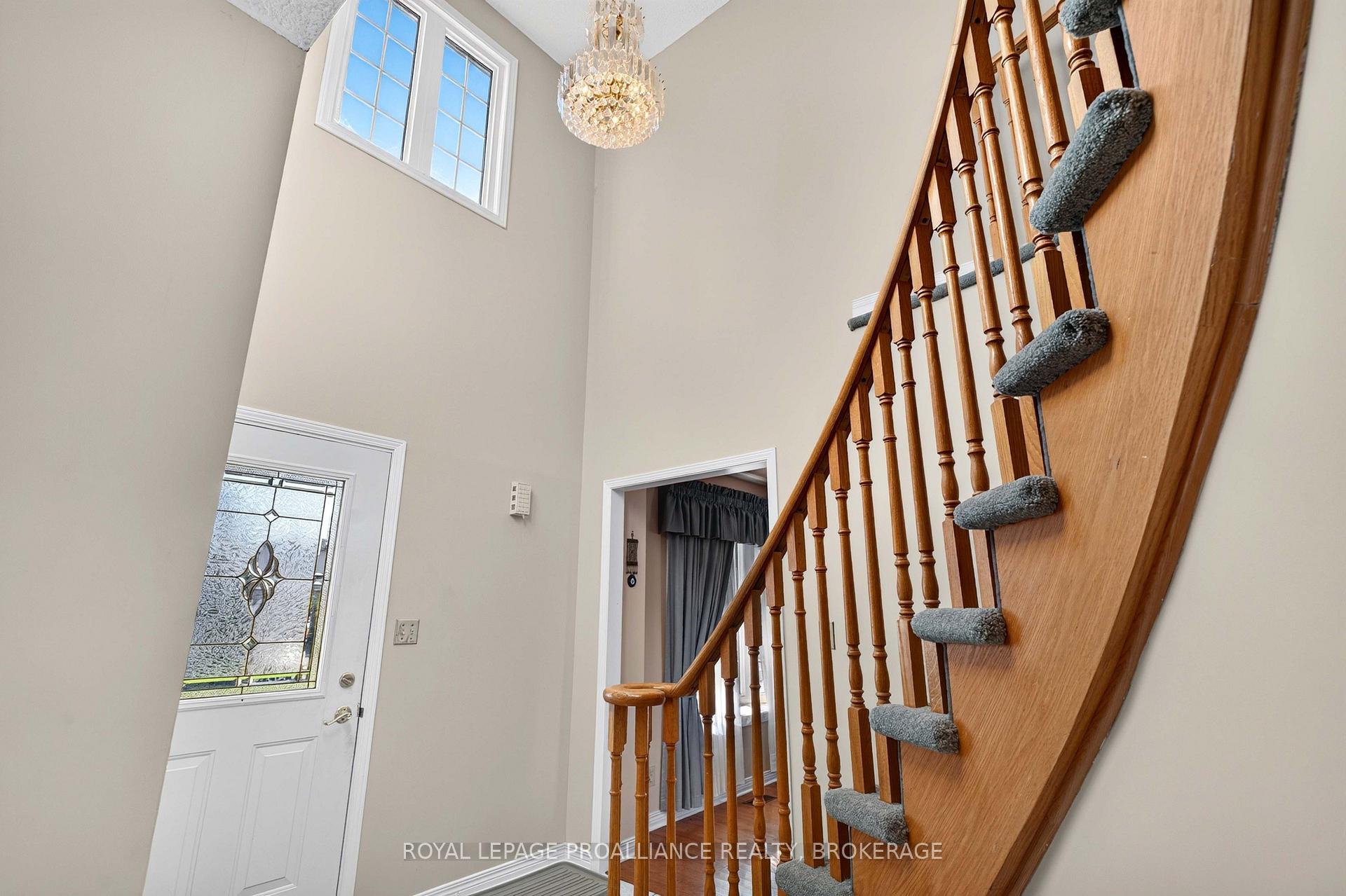Photo 11 of 323 Sunrise Crescent, Kingston, East Gardiners Rd — HOMEH