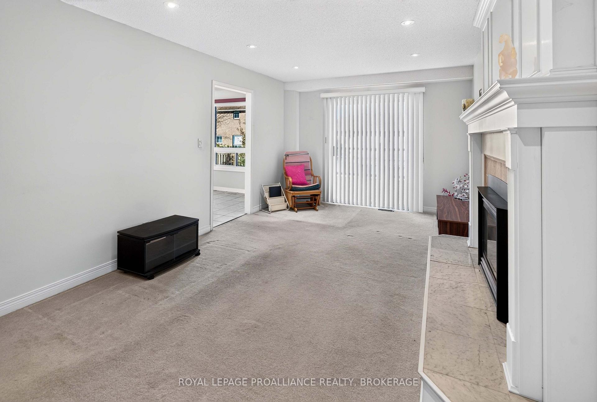 Photo 21 of 323 Sunrise Crescent, Kingston, East Gardiners Rd — HOMEH