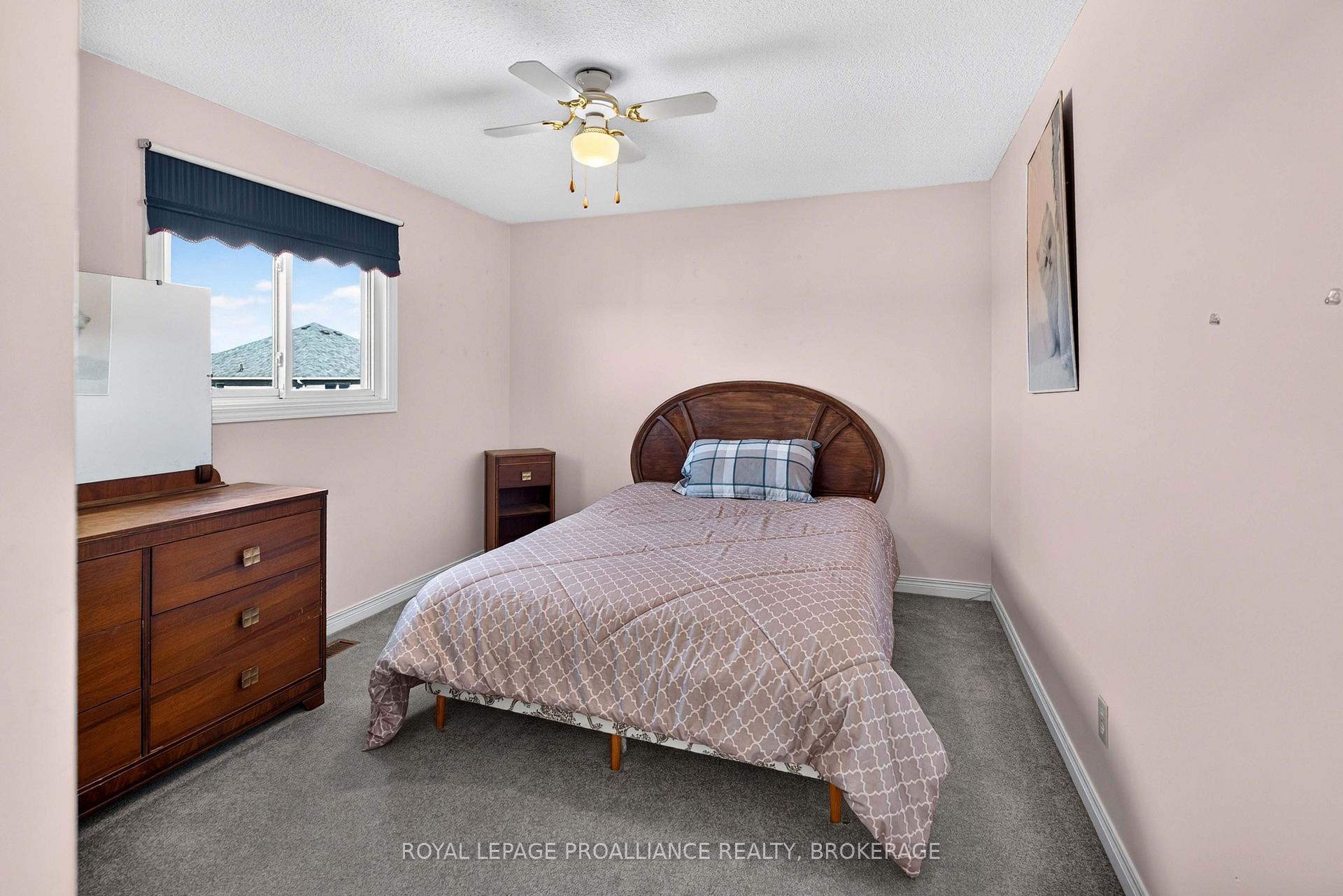 Photo 30 of 323 Sunrise Crescent, Kingston, East Gardiners Rd — HOMEH