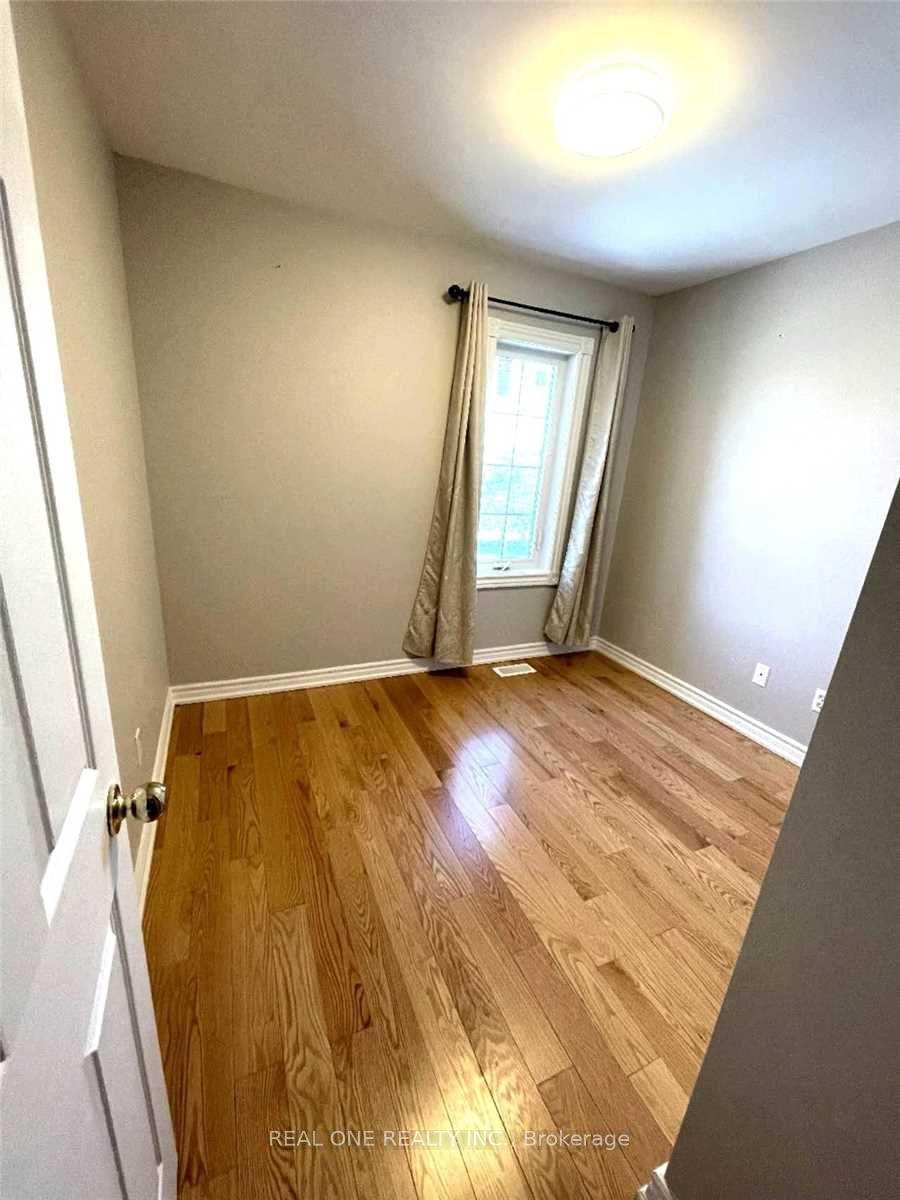 Photo 7 of 80 Baywell Crescent, Aurora, Bayview Wellington — HOMEH