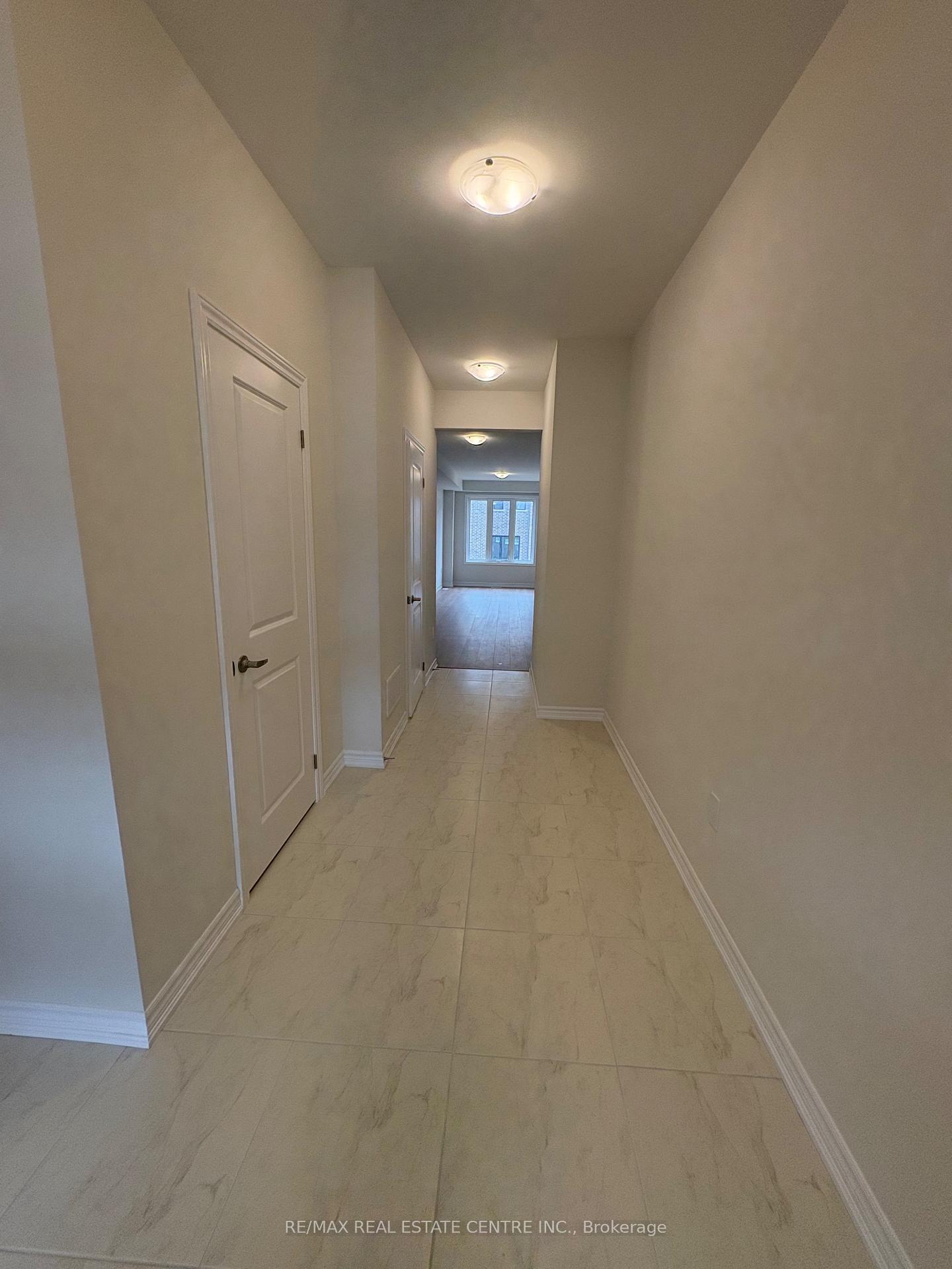 Photo 3 of 1911 Upper Thames Drive, Woodstock, Woodstock - North — HOMEH