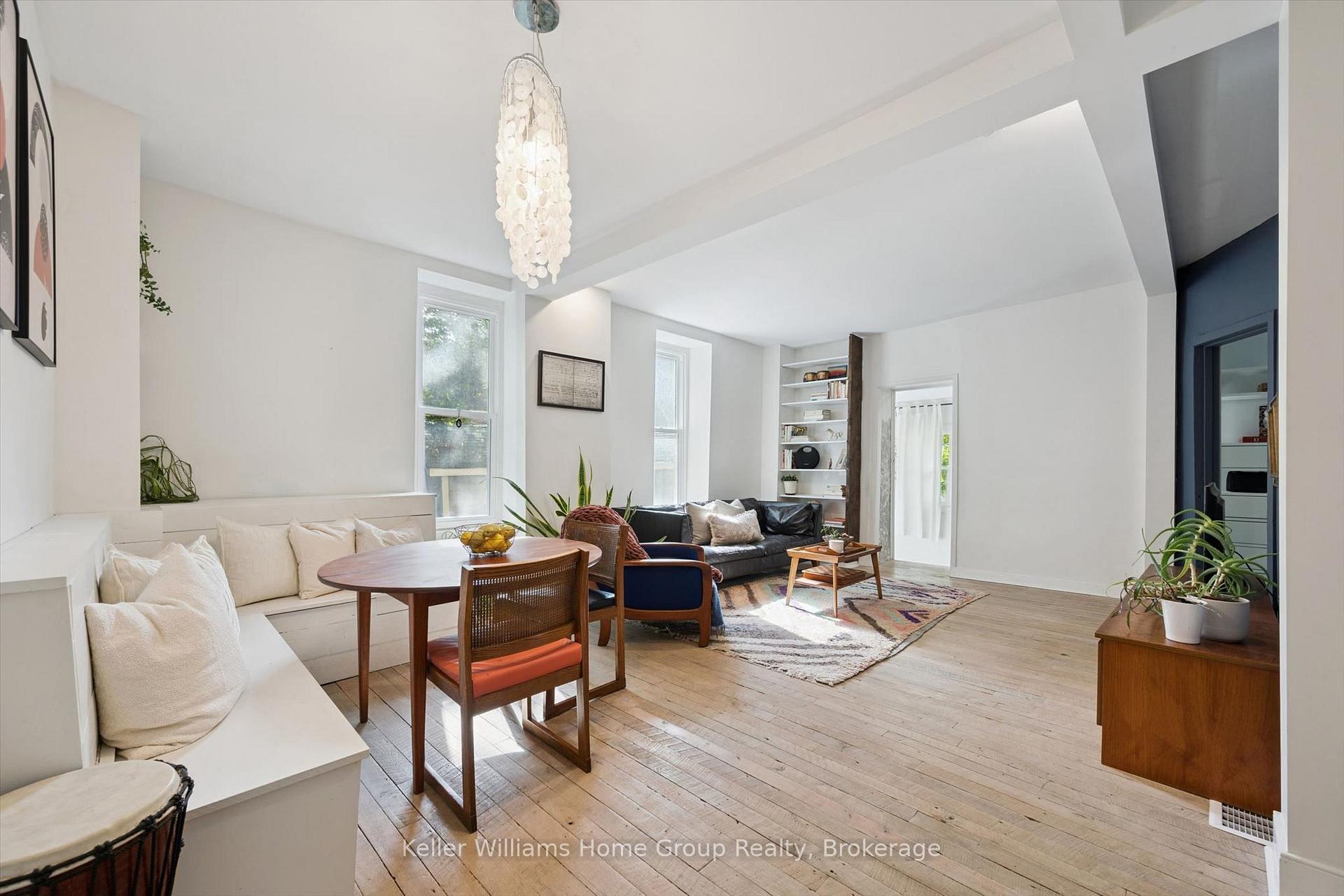Photo 12 of 37 Arthur Street N, Guelph, St. George's — HOMEH