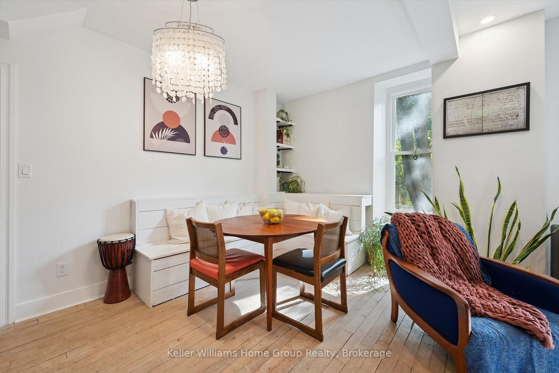 Photo 13 of 37 Arthur Street N, Guelph, St. George's — HOMEH