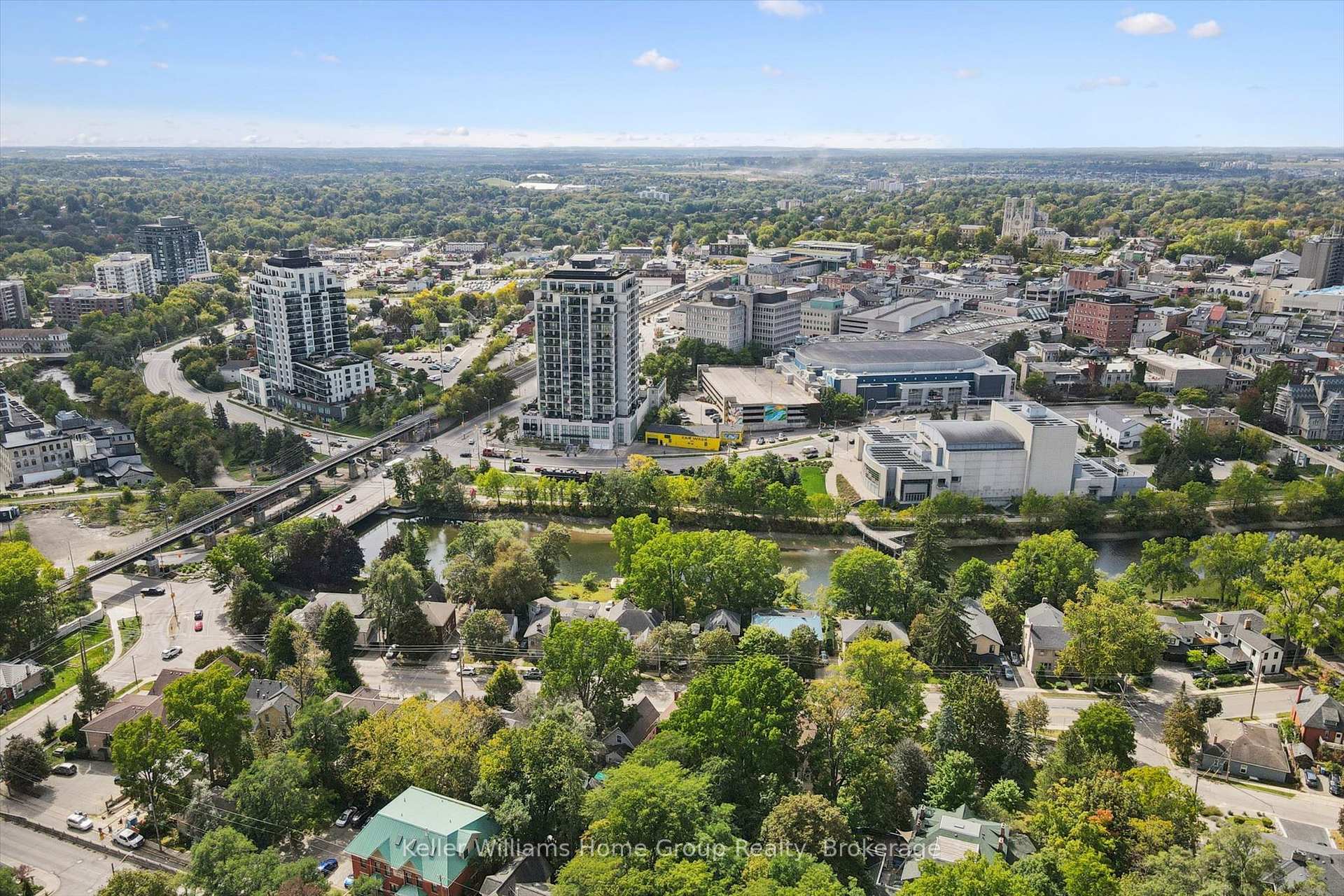 Photo 39 of 37 Arthur Street N, Guelph, St. George's — HOMEH