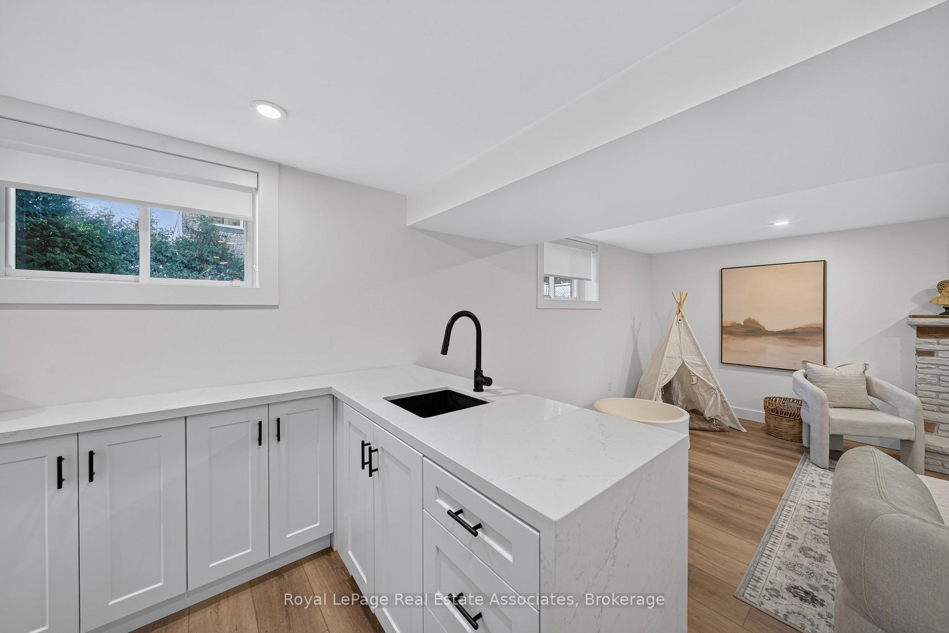 Photo 32 of 2141 Herridge Drive, Mississauga, Sheridan — HOMEH