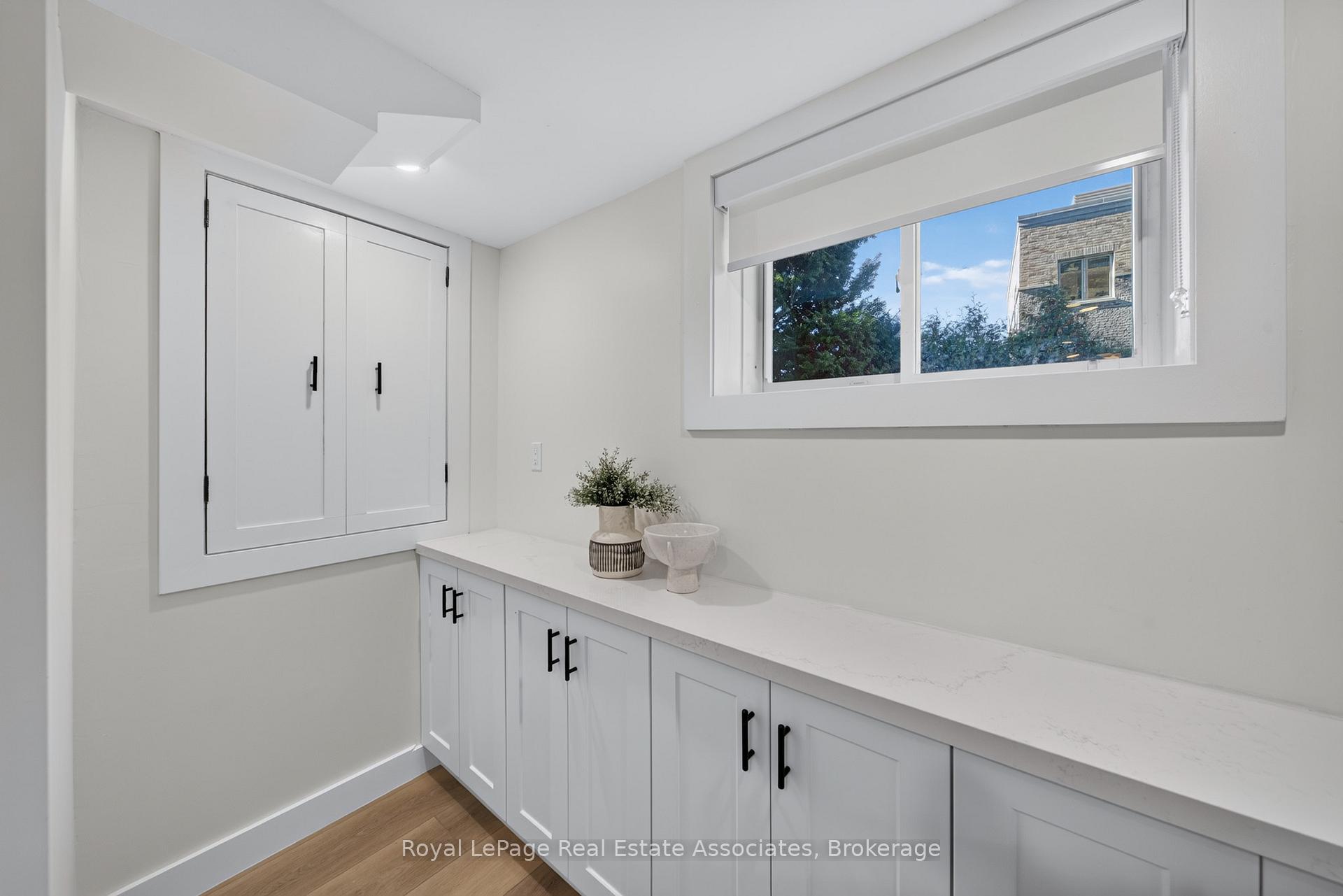 Photo 34 of 2141 Herridge Drive, Mississauga, Sheridan — HOMEH